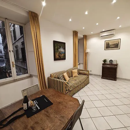 Апартаменты Secret Corner With Balcony In Рим