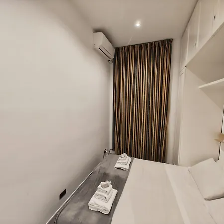 Апартаменты Secret Corner With Balcony In Рим